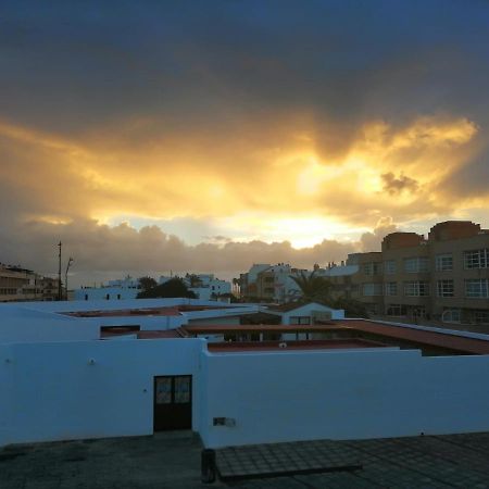 Modern Apartment With Sea Views In Corralejo Eksteriør billede