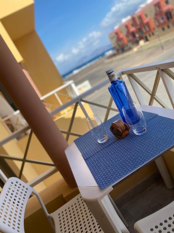 Modern Apartment With Sea Views In Corralejo Eksteriør billede